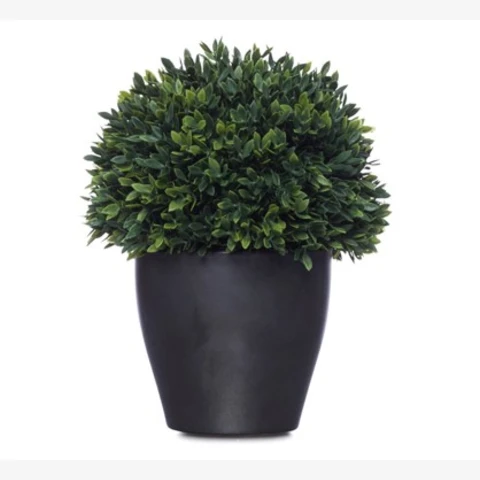 Искусственный шар зелени в кашпо Самшит, В 60