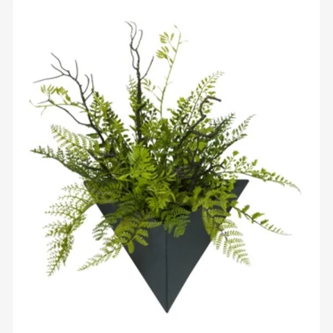 Кашпо настенное с искусственными растениями 